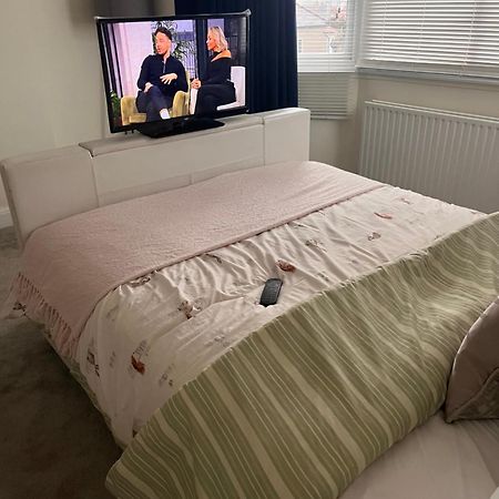 Home From Home Cosy B&B 伦敦 外观 照片