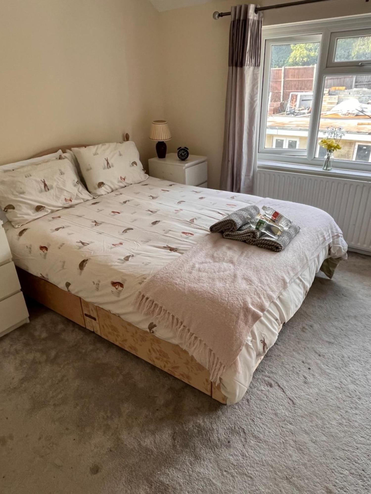 Home From Home Cosy B&B 伦敦 外观 照片